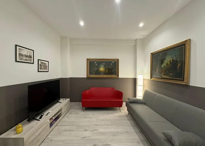 Laura's House In Alberone Рим
